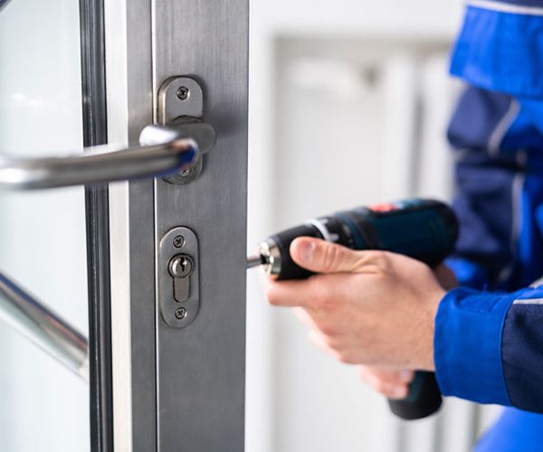 choosing commercial locks