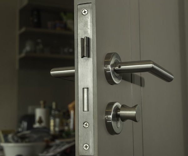 The Role Of Residential Locksmithing In Enhancing Home Security